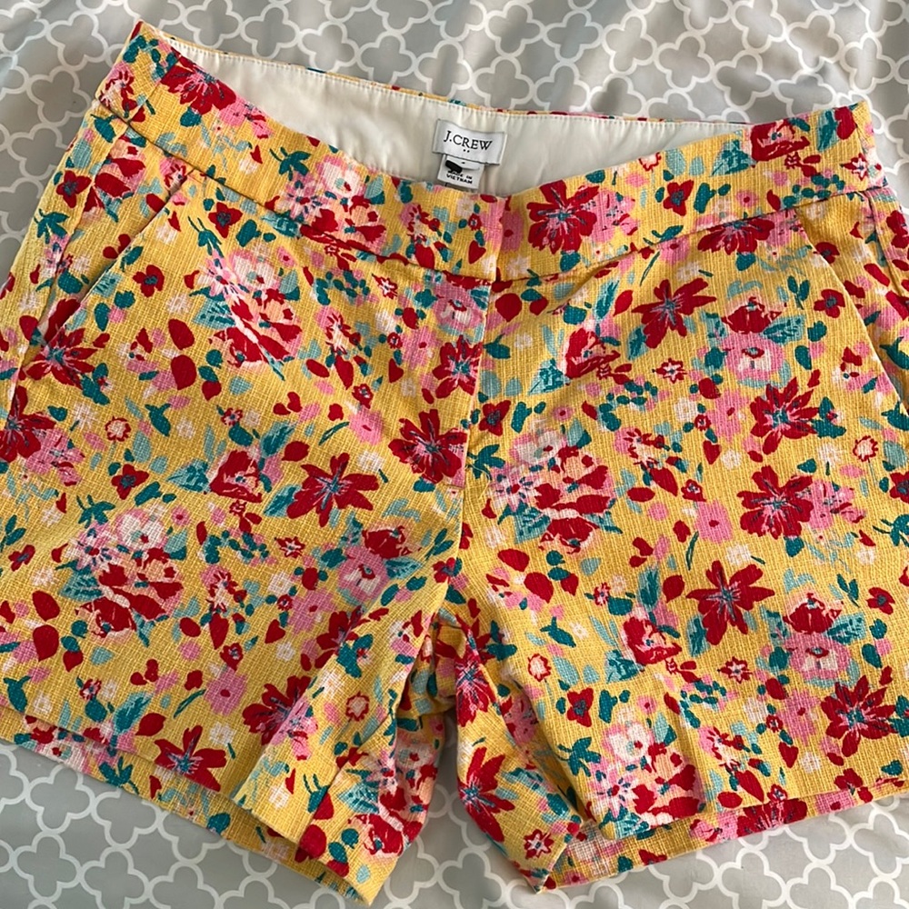 J crew floral shorts 💚2 for $25 💚